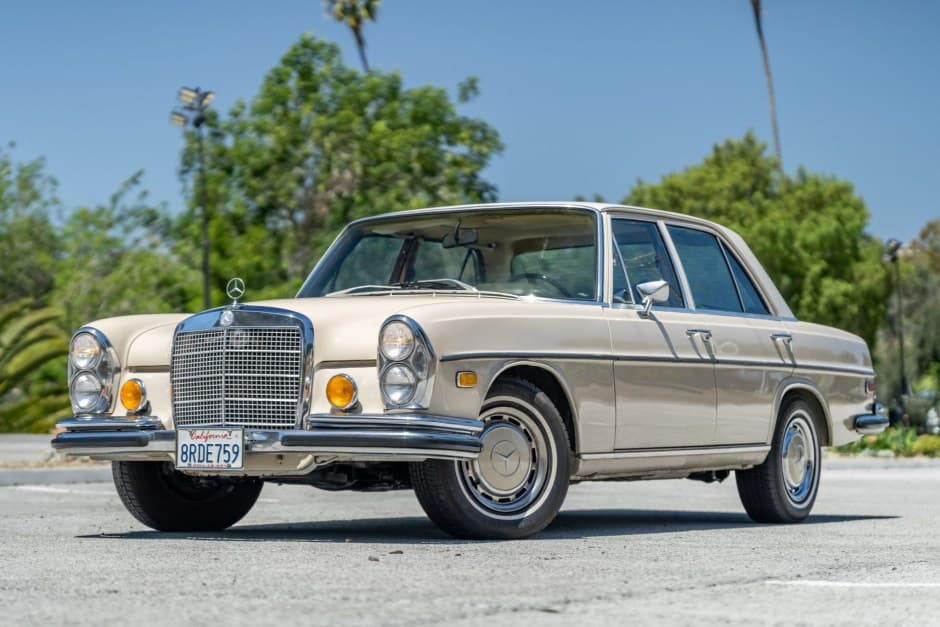 1972 Mercedes-Benz W108 & W109 sold for $17,500