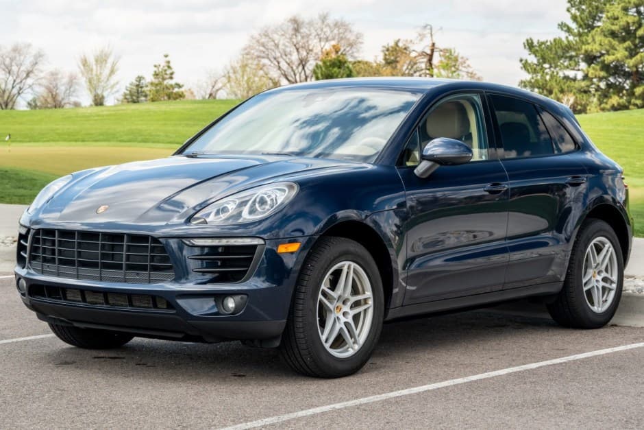 2017 Porsche Macan sold for $18,500