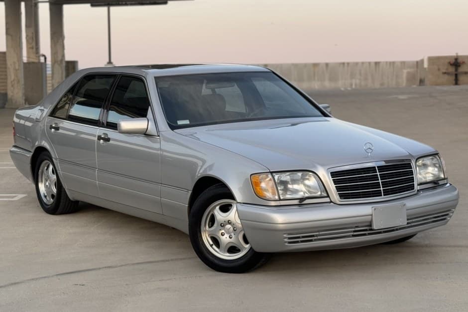 1999 Mercedes-Benz W140 S-Class sold for $23,000