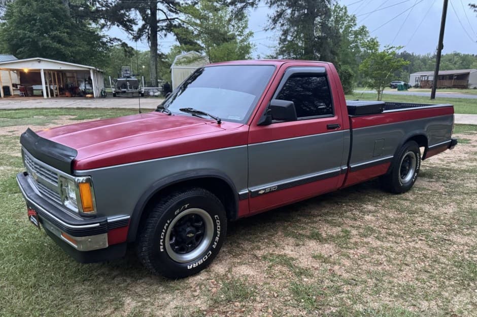 1992 Chevrolet S-10 (1982-1993) sold for $5,900