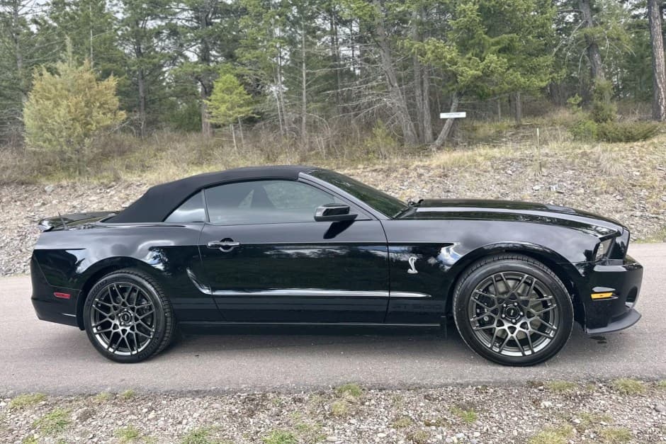 2013 Ford S197 Shelby Mustang sold for $55,000
