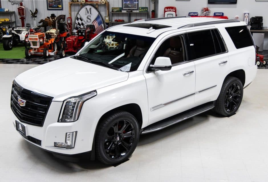 2019 Cadillac Escalade K2XL (2015-2020) sold for $39,000