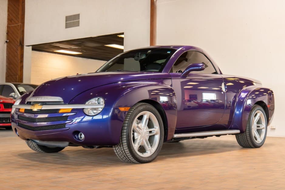 2004 Chevrolet SSR sold for $18,200