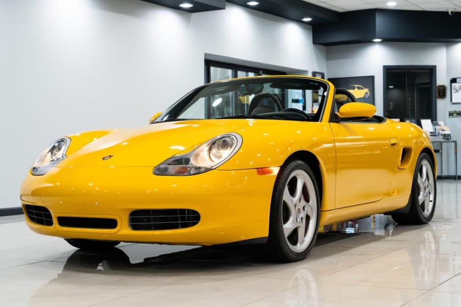 2002 Porsche 986 Boxster sold for $33,000