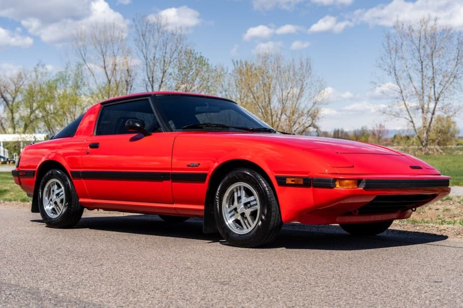 1982 Mazda RX-7 FB sold for $23,000