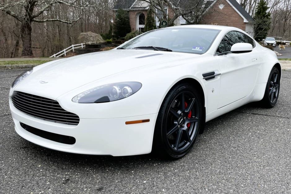 2007 Aston Martin V8 Vantage (2006+) sold for $48,500