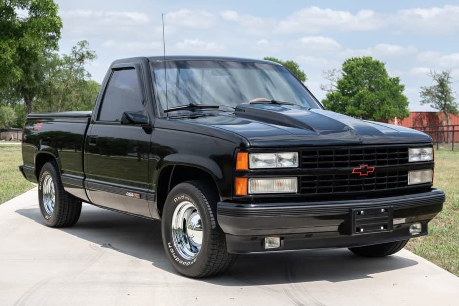 1990 Chevrolet 454 SS sold for $29,500