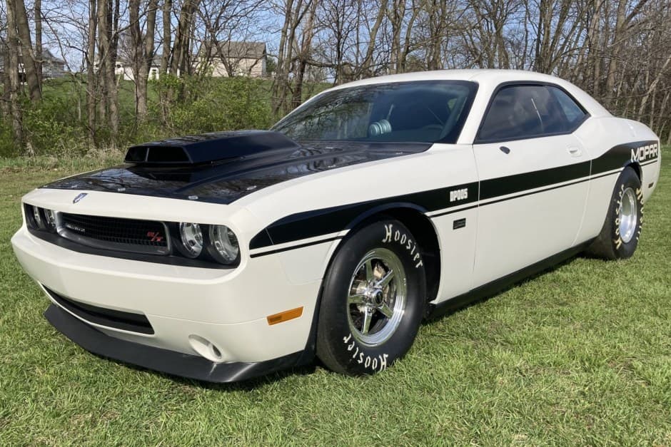 2009 Dodge Challenger (non-SRT, 2009-2023) sold for $38,000