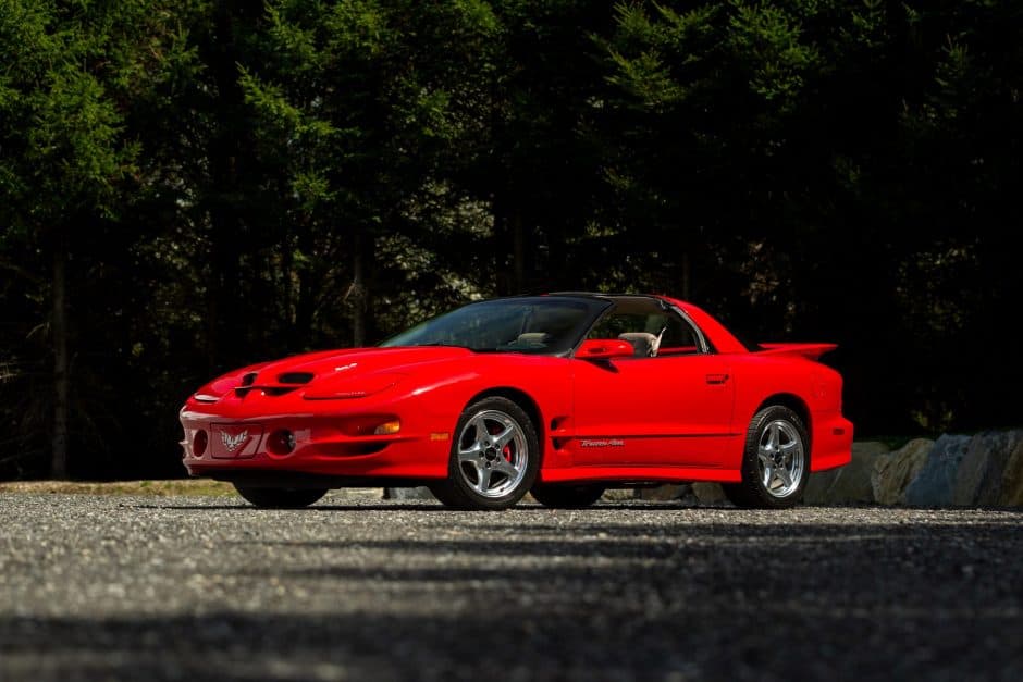 1998 Pontiac Firebird (1993-2002) sold for $22,500