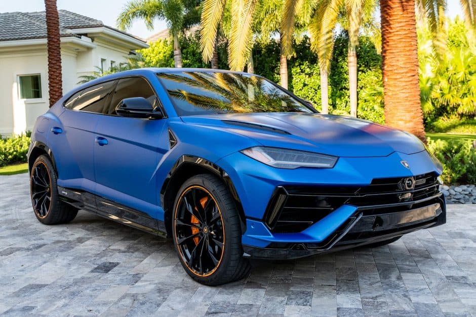 2023 Lamborghini Urus sold for $242,500