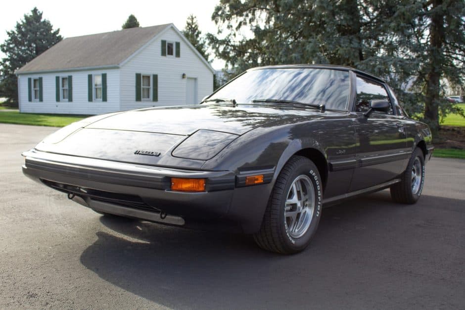 1982 Mazda RX-7 FB sold for $22,500