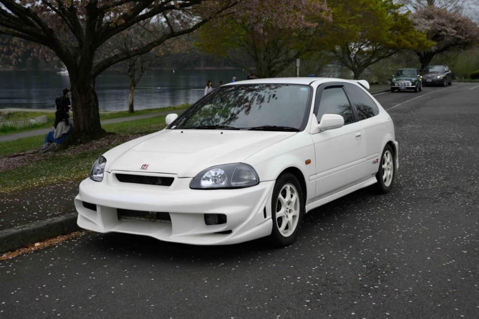 1997 Honda Civic (1996-2000) sold for $16,555