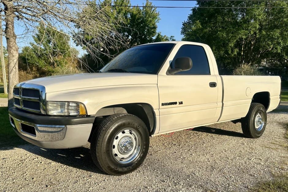 2002 Dodge Ram (1994-2002) sold for $13,500