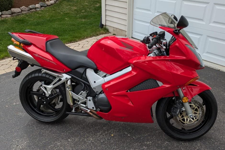 2002 Honda VF & VFR sold for $4,200