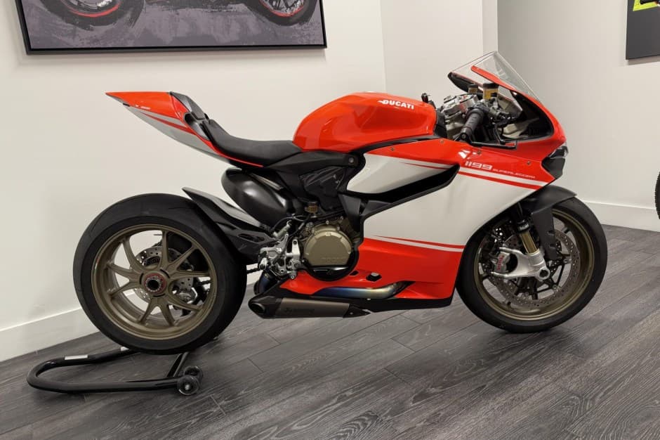 2014 Ducati Superleggera sold for $39,050
