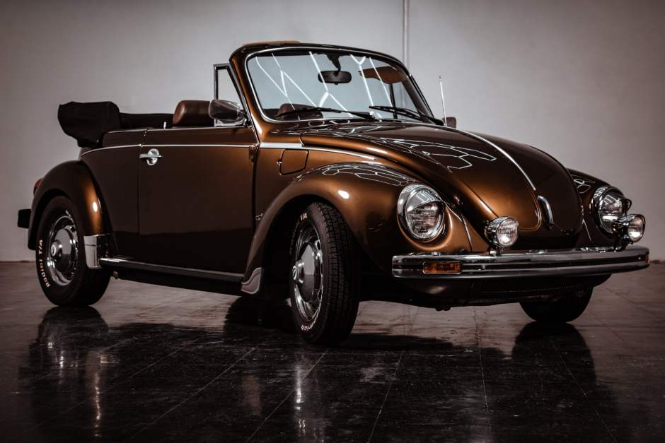 1979 Volkswagen Super Beetle sold for $30,500