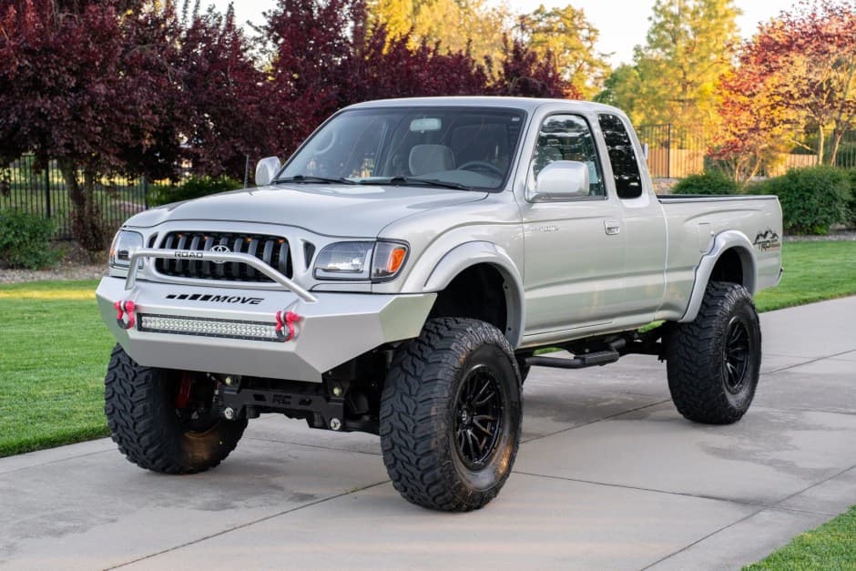 2003 Toyota Tacoma (N1X0 1995-2005) sold for $22,777