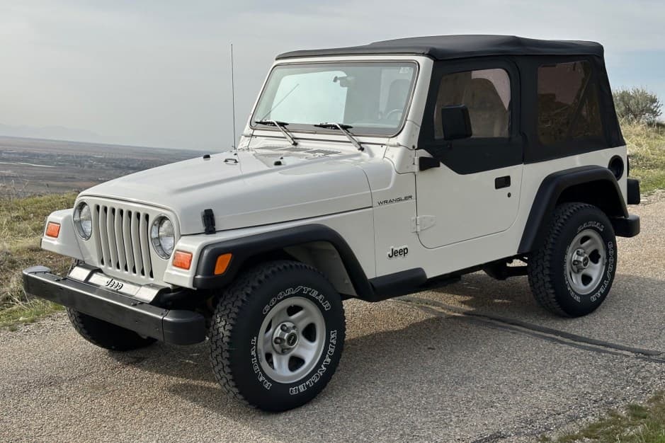 1997 Jeep Wrangler TJ (1997-2006) sold for $15,250
