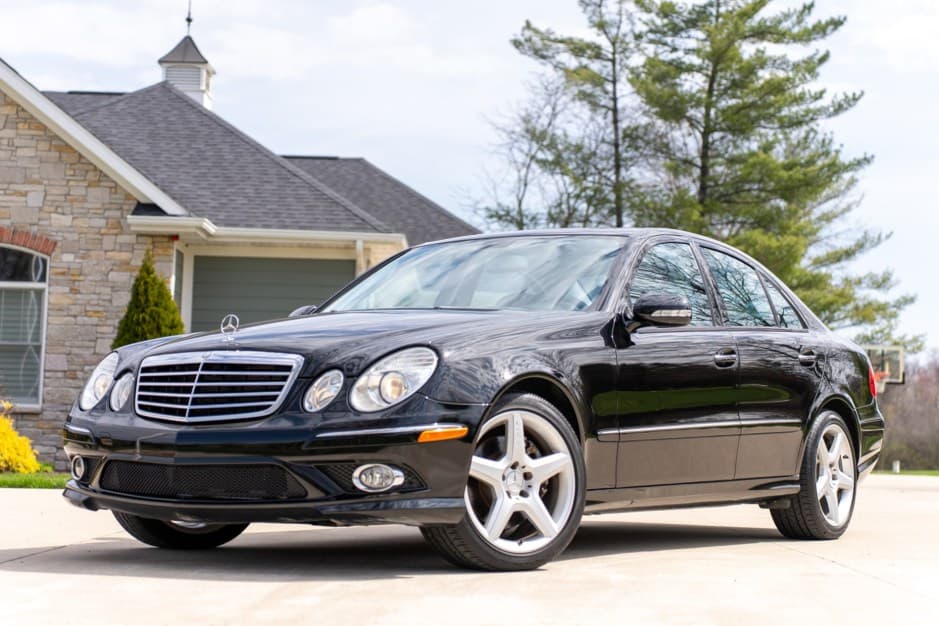 2009 Mercedes-Benz W211 E-Class sold for $14,750