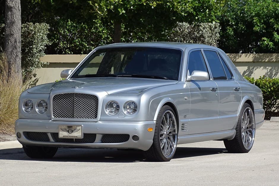 2005 Bentley Arnage sold for $19,695