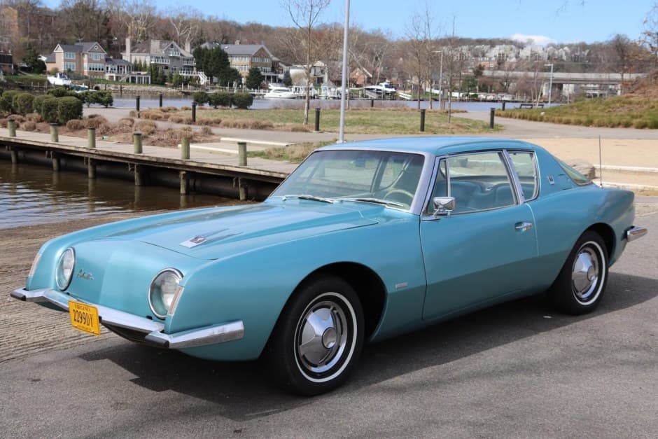 1963 Studebaker Avanti sold for $40,500