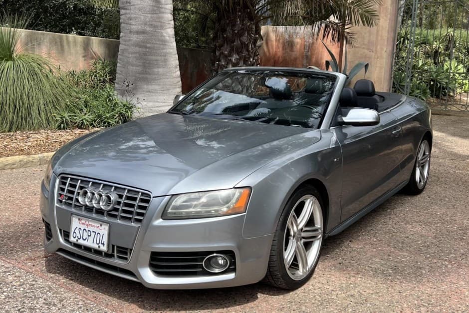 2011 Audi S5 sold for $10,300