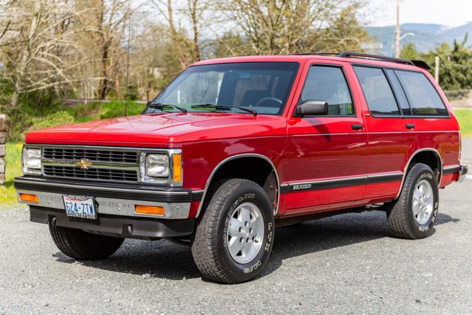 1991 Chevrolet S-10 Blazer 1982-1994 sold for $10,000