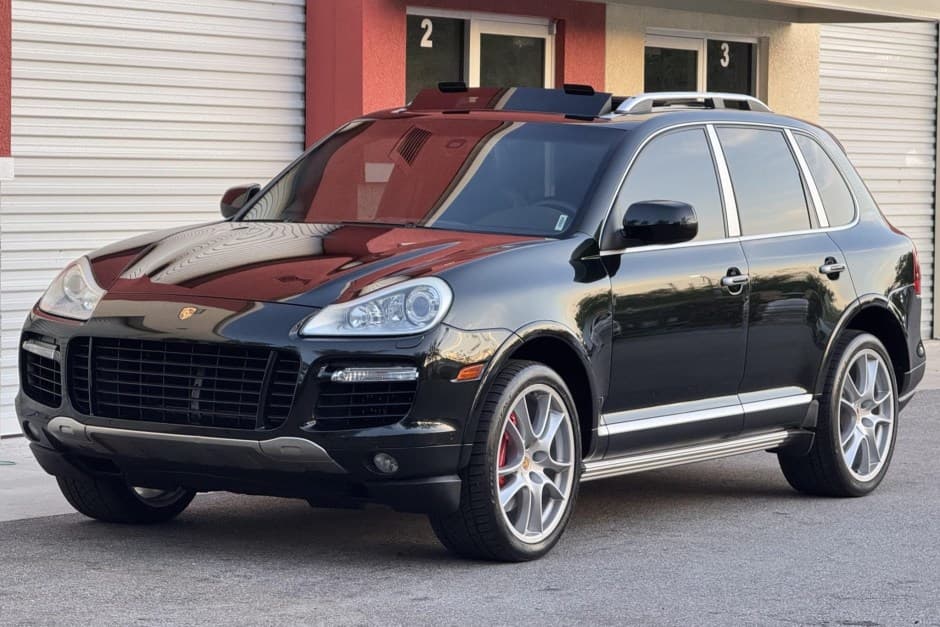 2008 Porsche 955/957 Cayenne (2003-2010) sold for $18,500