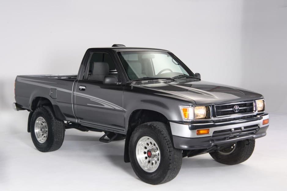 1994 Toyota Pickup (N80/90/100/110 1989-1997) sold for $19,000
