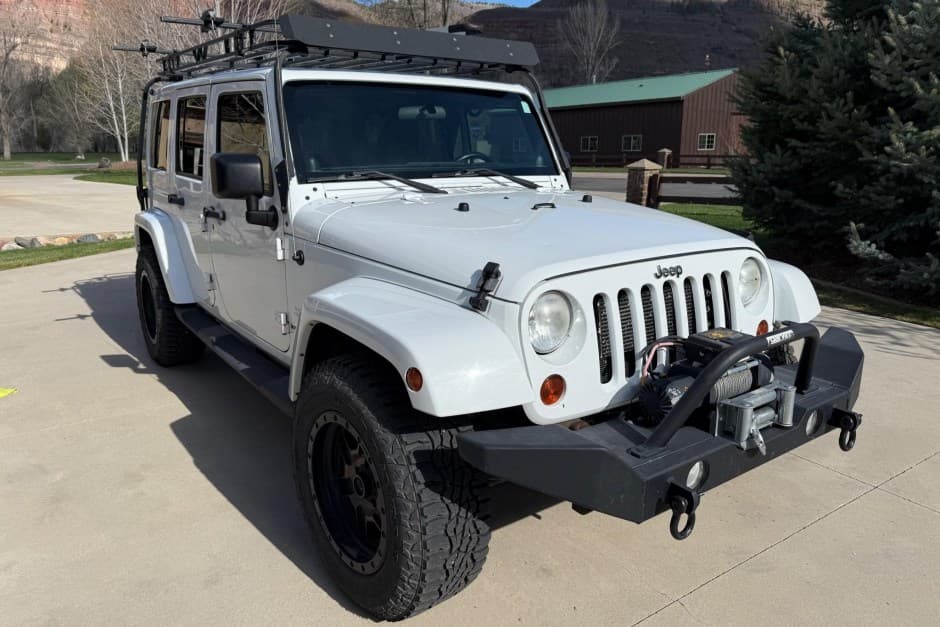 2012 Jeep Wrangler JK (2007-2018) sold for $11,500