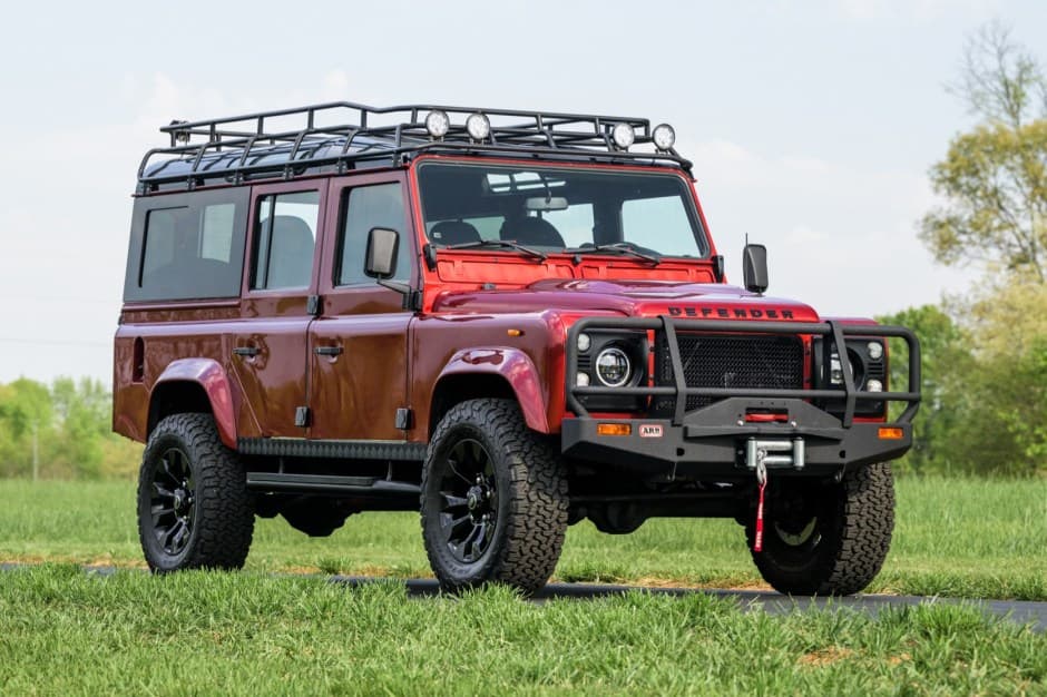 1987 Land Rover 110 / Defender 110 (Euro Spec) sold for $76,000