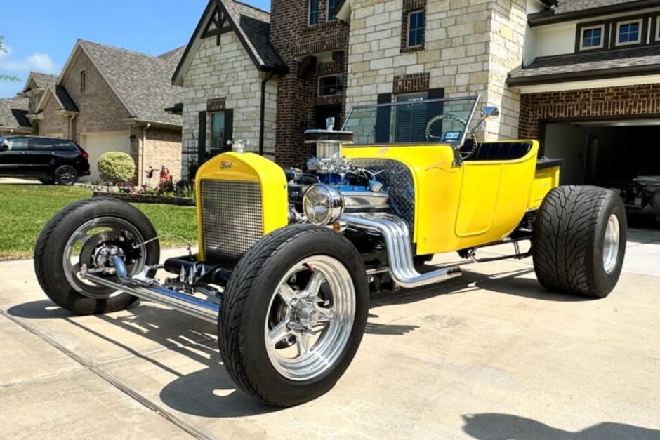 0 Ford Hot Rod sold for $18,500