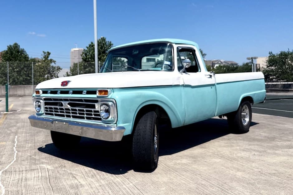 1965 Ford F-Series 1961-1966 sold for $8,000