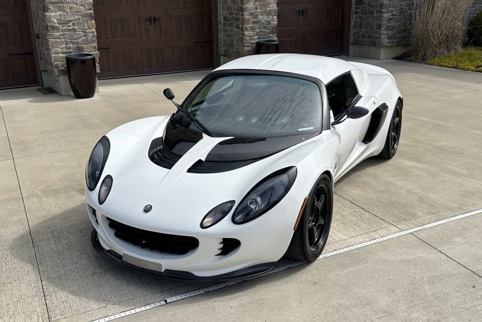 2006 Lotus Elise sold for $43,750