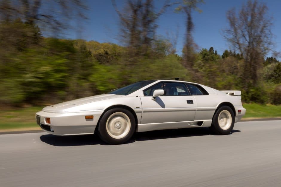 1988 Lotus Esprit sold for $44,500