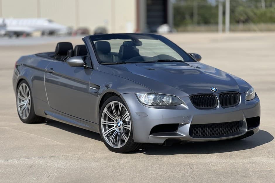 2011 BMW E90/E92/E93 M3 sold for $26,000