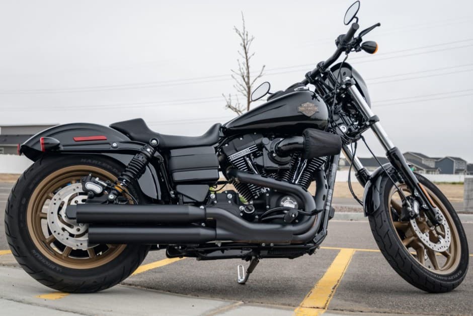 2016 Harley-Davidson Dyna sold for $10,000