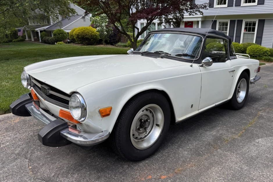 1974 Triumph TR6 sold for $7,500