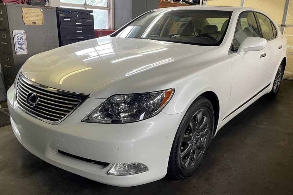 2008 Lexus LS Sedan sold for $20,250