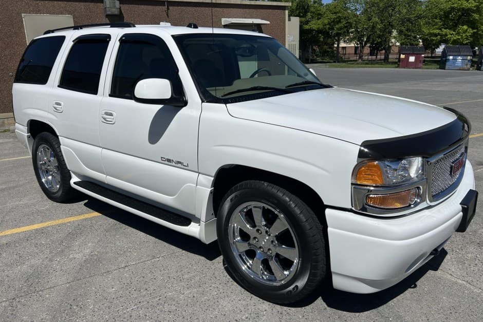 2005 GMC Yukon GMT800 sold for $32,250