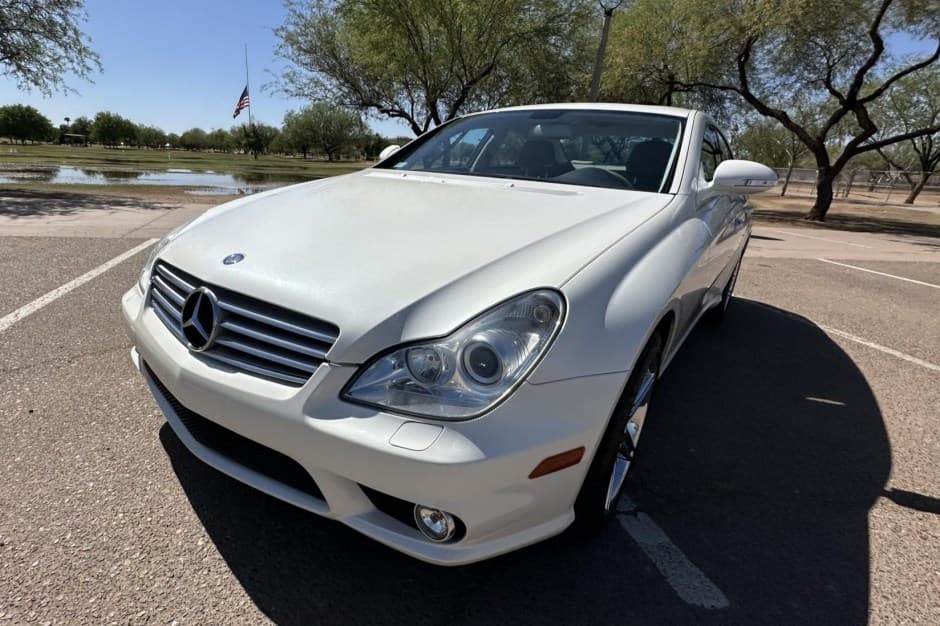 2008 Mercedes-Benz CLS-Class sold for $15,250