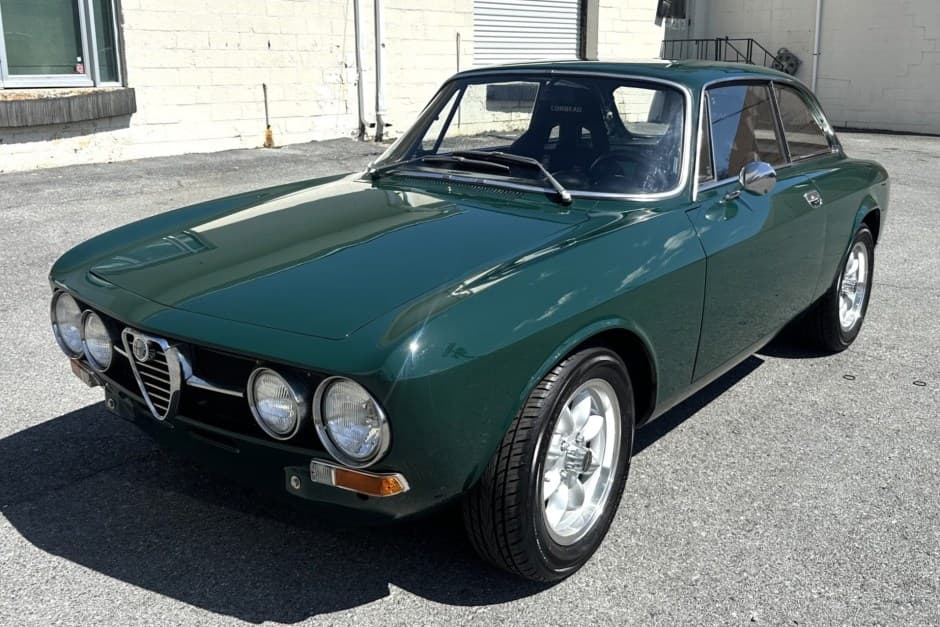 1971 Alfa Romeo 105/115 Series Coupe sold for $33,750