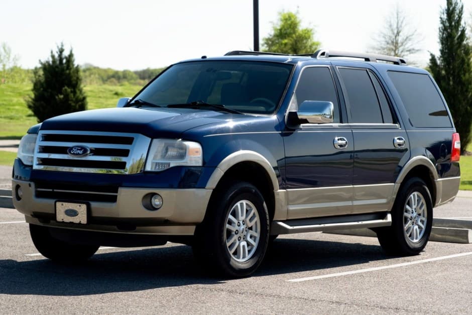 2012 Ford Expedition sold for $10,250