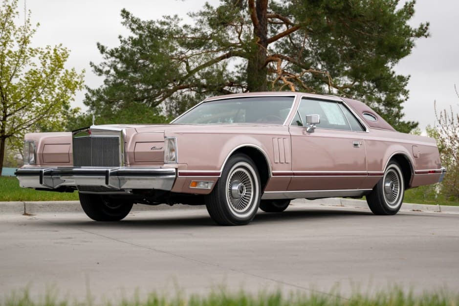1979 Lincoln Continental Mark V (1977-1979) sold for $26,000