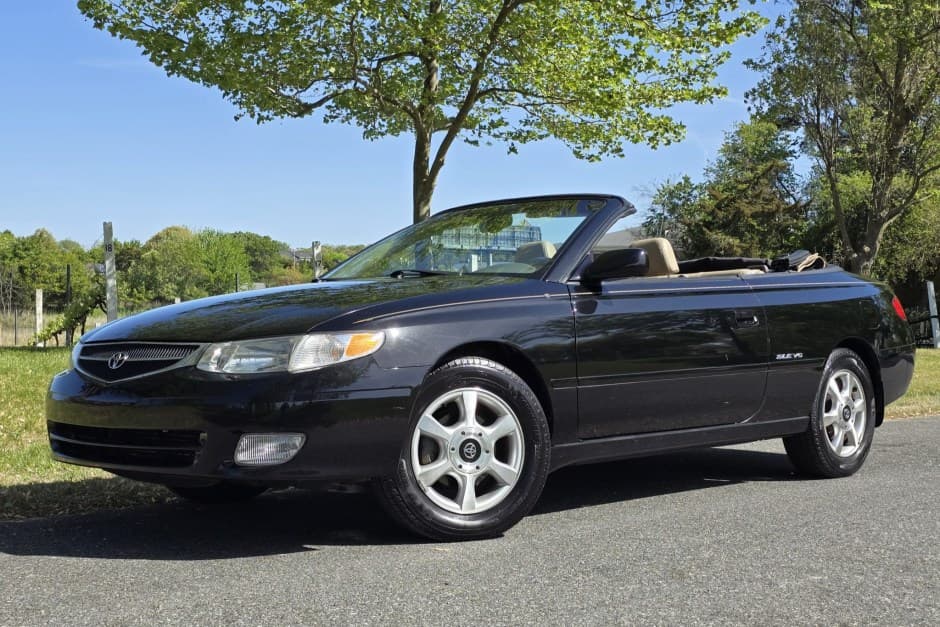 2000 Toyota Camry sold for $6,100