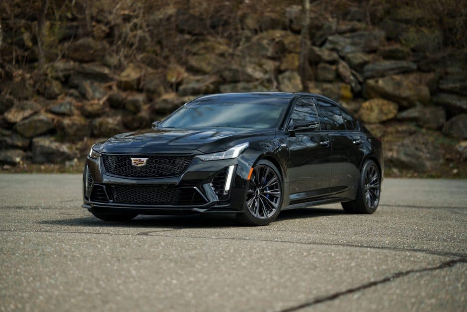 2022 Cadillac CT5 & CT5-V sold for $114,333