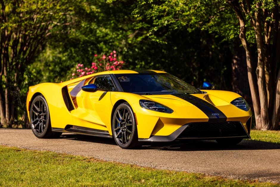 2020 Ford GT 2nd Generation sold for $830,000