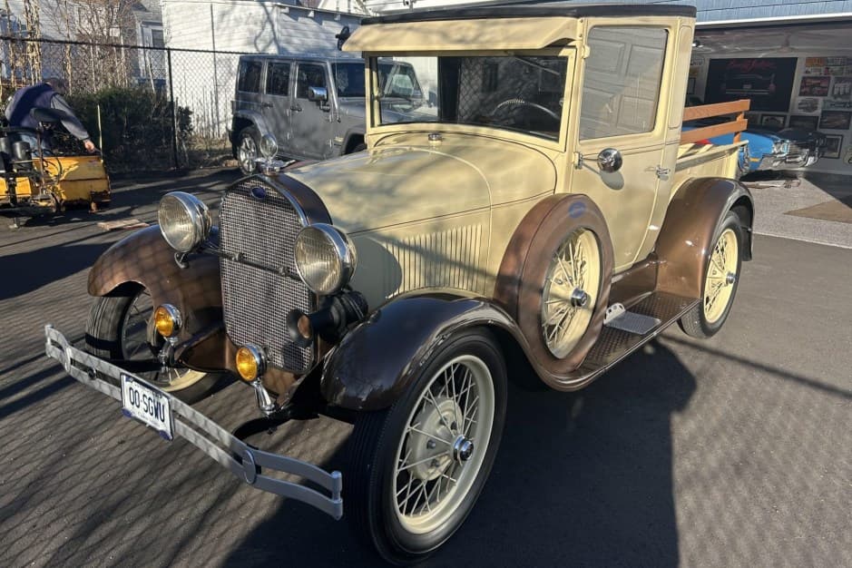 1929 Ford  sold for $9,000