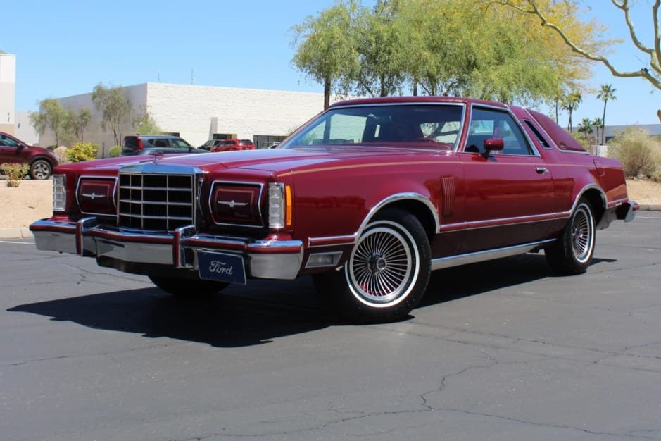 1979 Ford Thunderbird (1977-1979) sold for $18,500