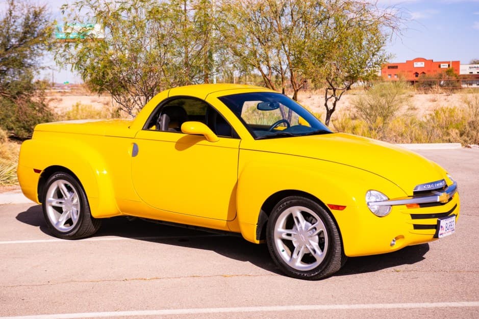 2005 Chevrolet SSR sold for $26,500